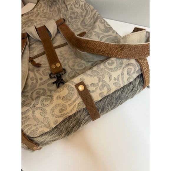 Myra Bag Backpack Upcycled Canvas Leather Hair on Hide Large Excellent Condition - Picture 5 of 11